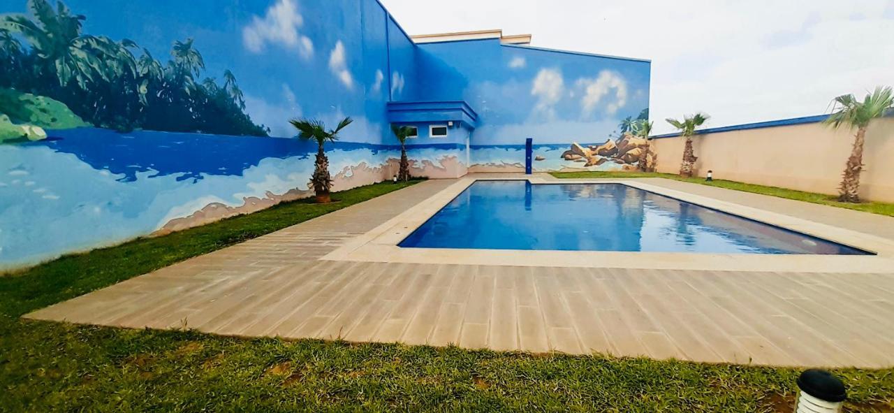 Apartement Haut Standing Avec Piscine A La Marina Saïdia Exteriör bild